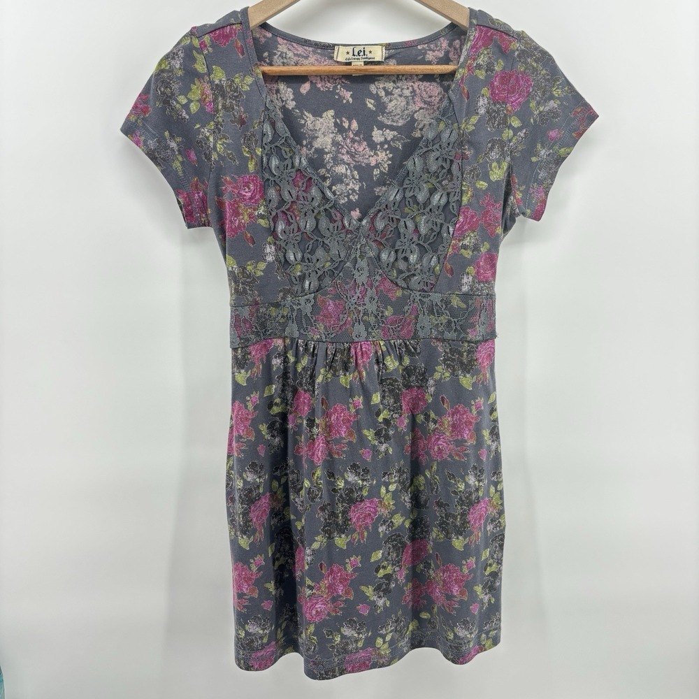 Y2K l.e.i. Babydoll Top Large Floral Tie Back Boho Butterfly Cottage Whimsigoth‎